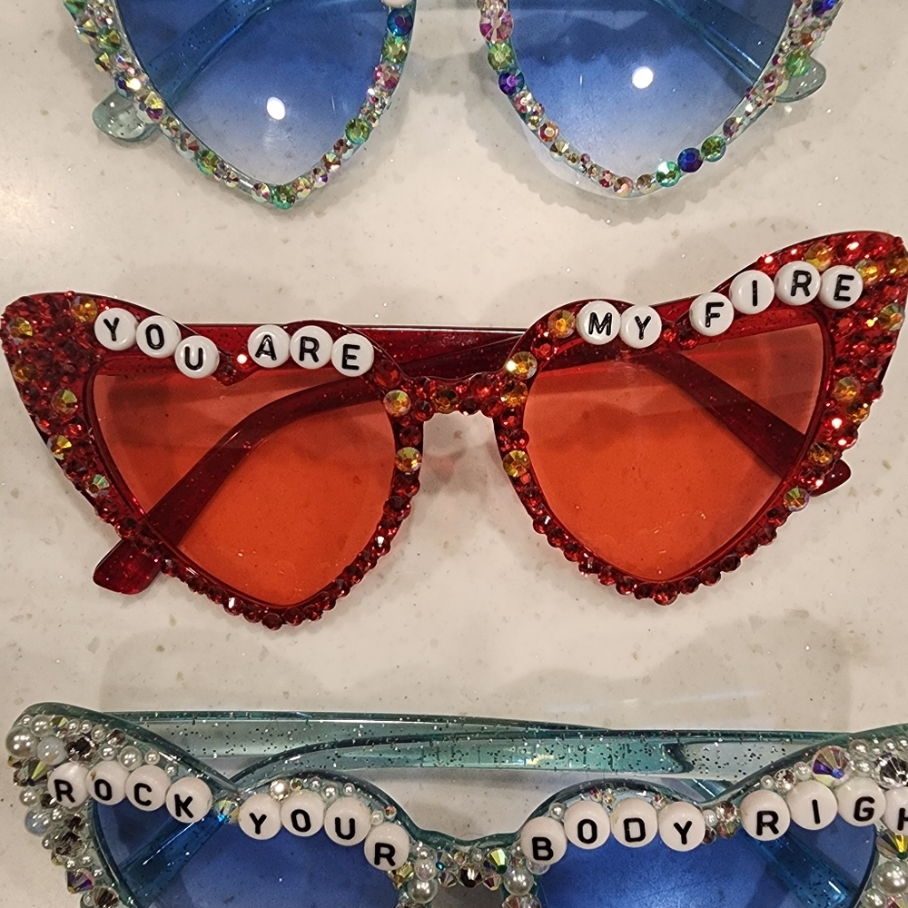 Backstreet Boys Bling Sunglasses Crystal Lyric Sphere Tour Custom Heart Set Of 4 - Picture 7 of 17